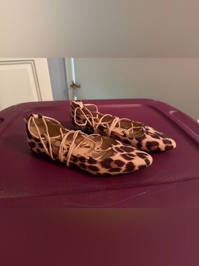Old Navy Leopard Print Lace-Up Flats in Pink and Brown